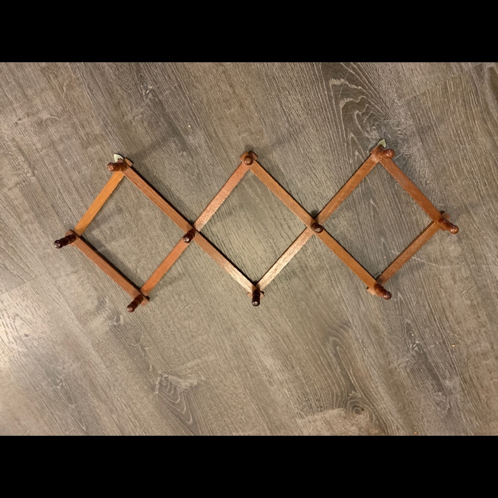Wall hanger coat hanger vintage accordion
